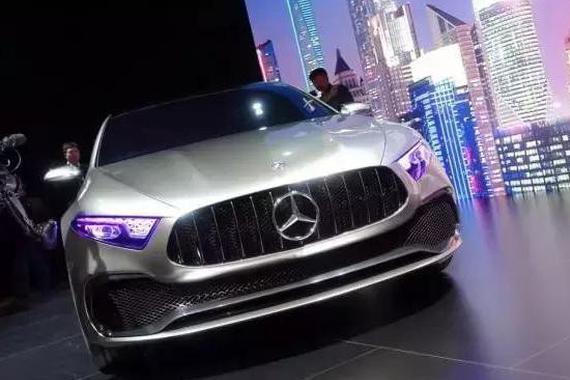 梅赛德斯奔驰A级 满足你小钢炮的一切需求