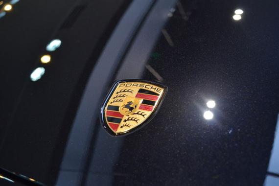 提高结合度 保时捷曝主动式扩散器新专利