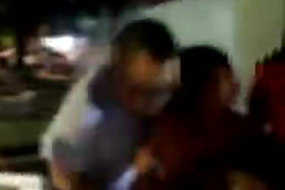 视频：父亲酒驾！女儿哭求“不要抓爸爸”