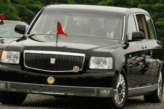 日本天皇的座驾怎么跟红旗很像？