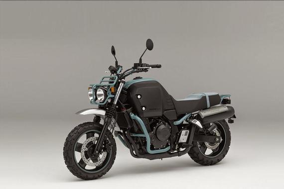 最牛摩托车违章458次 被罚9万元记2748分