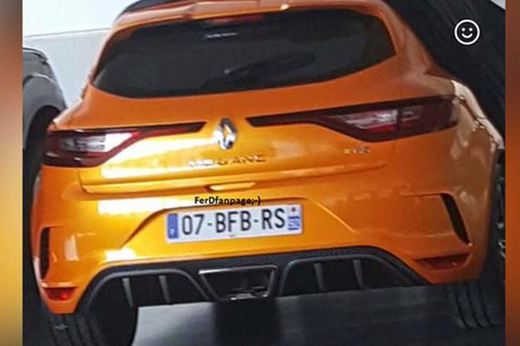 新雷诺Megane RS尾部谍照曝光 本月亮相