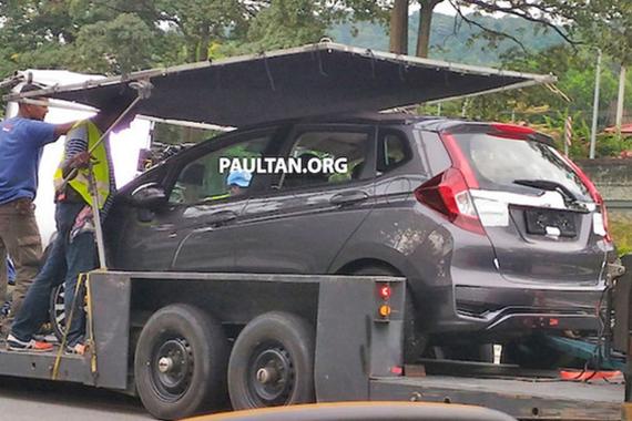 新飞度海外版谍照曝光 或6月在日本发布