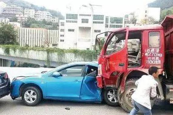 交警说：这五种情况下的追尾，不关你的事