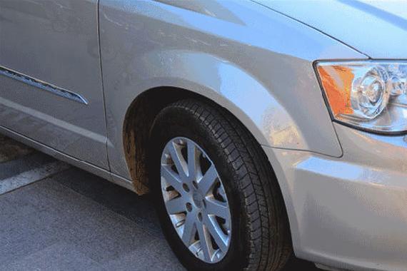 经常这样停车会让你的车提前两年报废