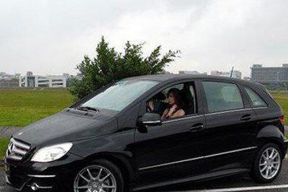 开车的八个损车恶习 你占了几条