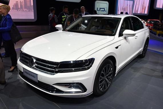 上汽大众辉昂GTE/8月投产 百公里油耗2.3L