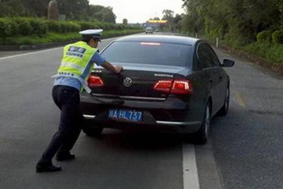 汽车在半路熄火是什么原因？