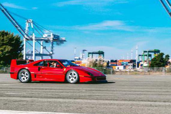 不光只有自吸的尖叫，细看法拉利 F40引擎