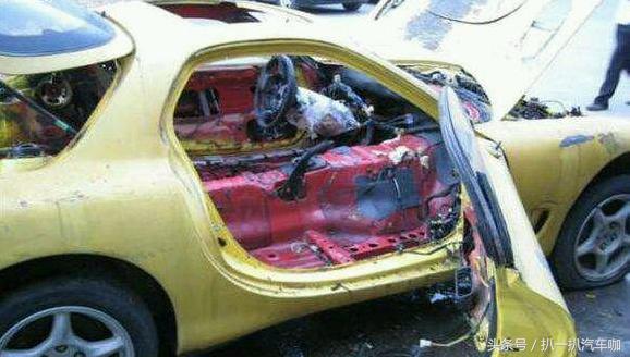 车主两千元收了辆报废跑车,改装费七万