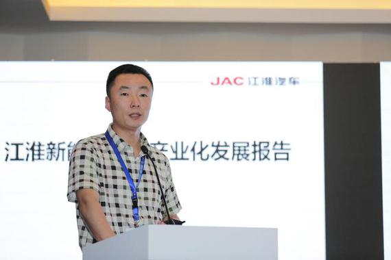 王方龙：江淮新能源将市场和技术双门发展