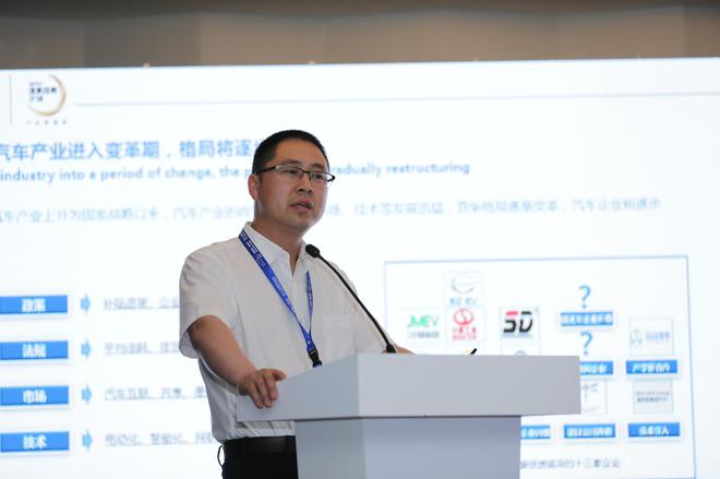 长安汽车新能源汽车研究院的副院长苏岭