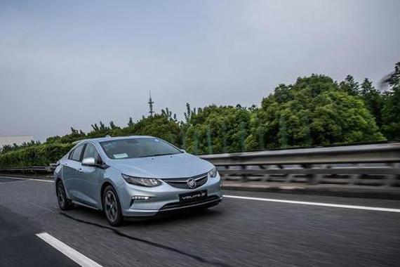 百公里油耗 0.9 升？试过后我告诉你真相