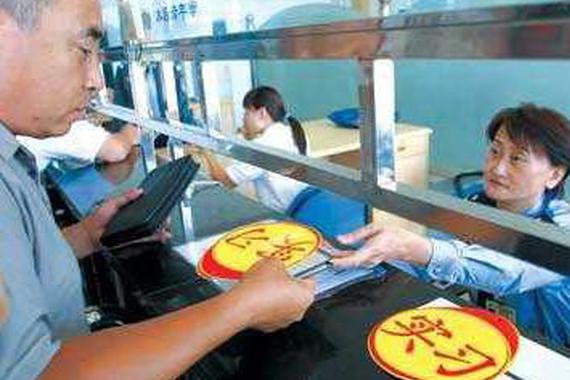 为什么贴了这个标志都会主动避让