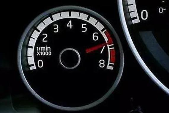 夏天油耗突然增高，不一定是空调