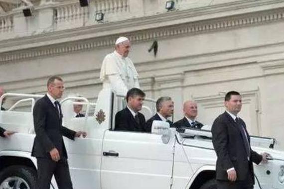 罗马天主教教宗保禄二世座驾