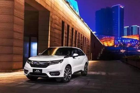 这款5座SUV，空间比汉兰达大，比锐界省油