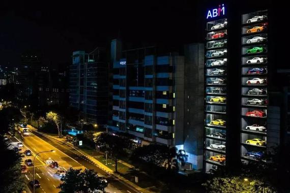 是在做梦吗？居然还有“豪车自动贩卖机”