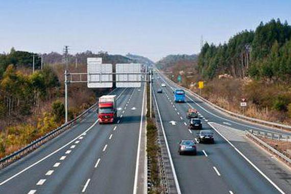 在高速上开车为什么不能开窗