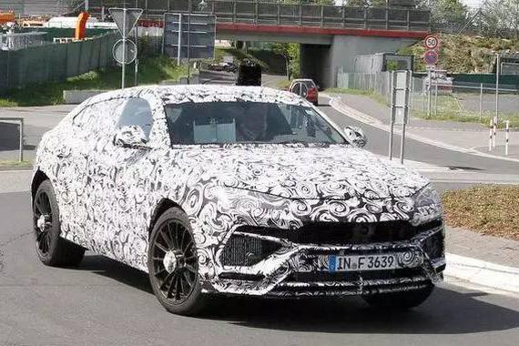 兰博基尼的SUV也要刷圈？URUS伪装车