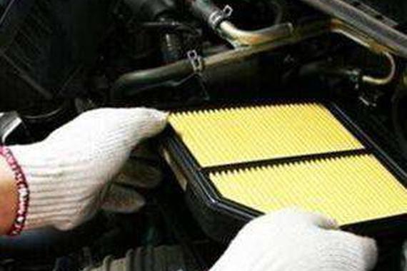 不想被4s店坑，如何更换汽车空气滤清器？