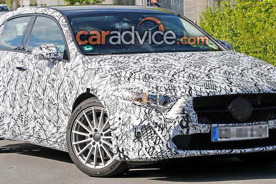 2018款奔驰A级最新谍照曝光 车灯造型犀利