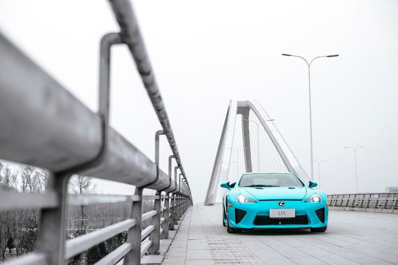 LF-A，依然是一辆命途多舛的超级跑车