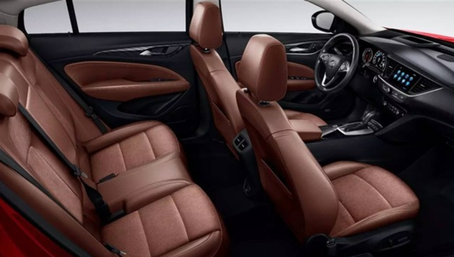 全新别克君威内饰官图发布 与英速亚相似