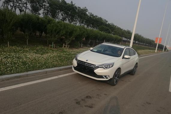 青春路上就当有一台这样的SUV