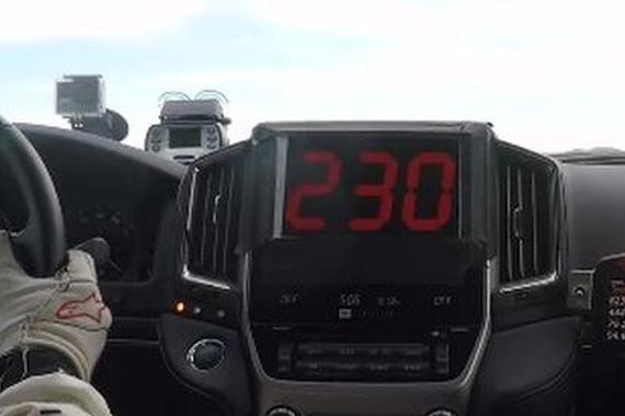 视频：名不虚传 全球最快SUV