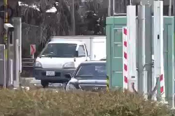 视频：看看日本首相的车队是如何变道