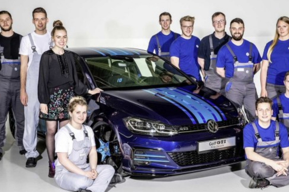 学徒工作品 大众两款高尔夫概念车官图 