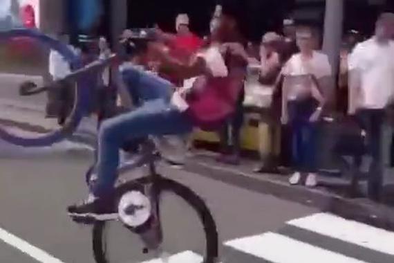 视频：据说有了这项技术 撩妹有一手！