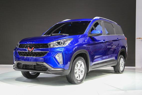 五菱宏光S3内饰官图发布 采用7座布局