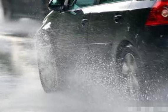 6个下雨开车注意事项务必小心驾驶！