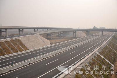 京秦高速北京段全面开建 与河北段衔接