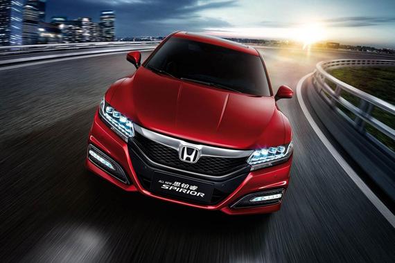 年轻人喜欢开快车，25万看看这些就够了！