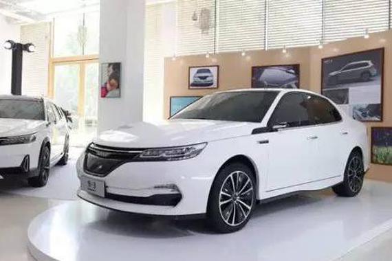 重庆车展来袭 新能源汽车也忙“赶考”!