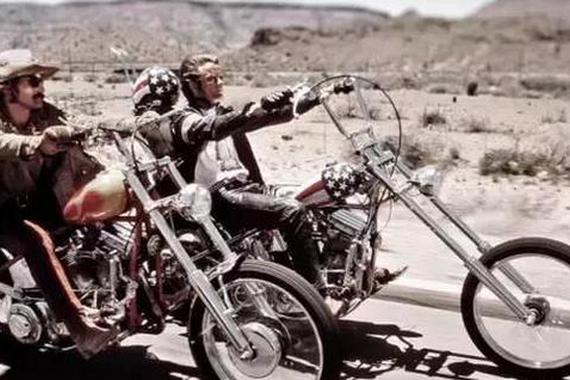 这辆摩托车比超跑还贵，一辆就要九百万