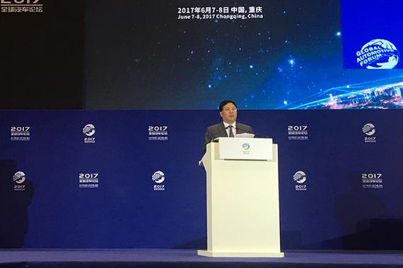 吴存荣：重庆汽车产业需由大势向强势转变