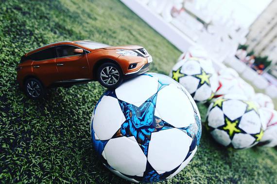 视频：日产楼兰欧冠之旅场外