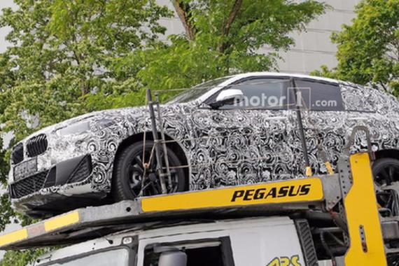 宝马新款X2谍照再次曝光 前脸设计尽显