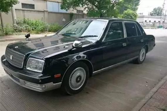 这车在中国仅此一辆，V12发动机见过的都说好