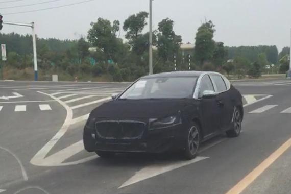 曝名爵全新紧凑型车谍照 或成都车展亮相