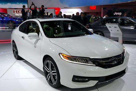 十代雅阁来了, 比迈腾更帅气, 仅17万