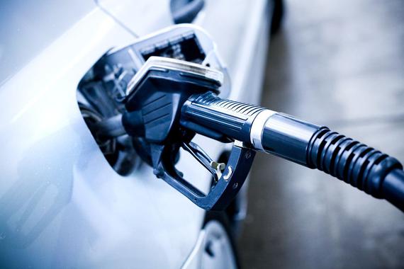 汽车业去产能落重锤 不再批准新燃油车企