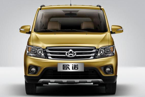 2017款长安欧诺对比五菱荣光V，用实力说话