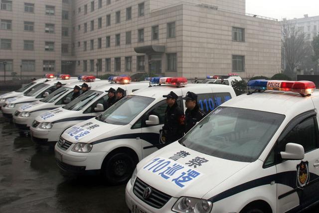 这哥们儿6千租宾利骗了7个女人50万