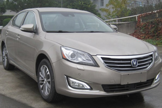 长安睿骋1.5T车型申报图曝光 230T尾标