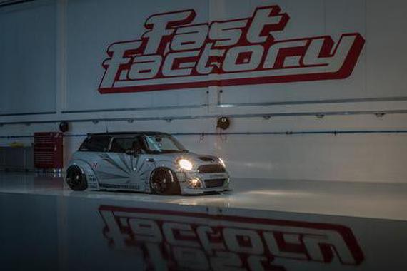 Liberty Walk MINI在伦敦：返璞归真